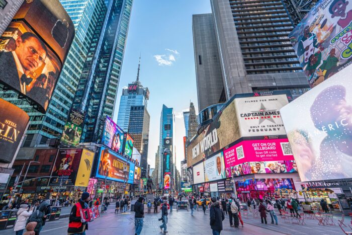 Times Square 2025 HR