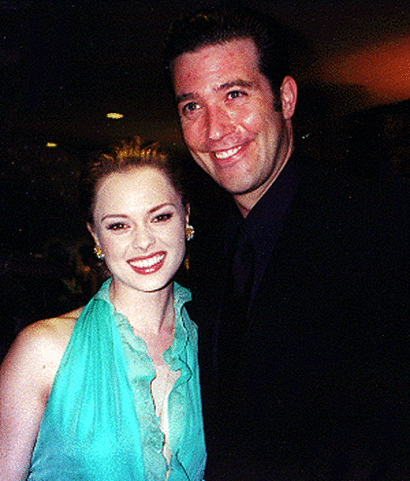http://images.playbill.com/photo/n/e/ne_103421.gif