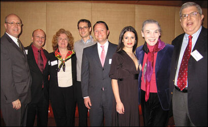 http://images.playbill.com/photo/a/r/articles_photo2_image1170440752.jpg