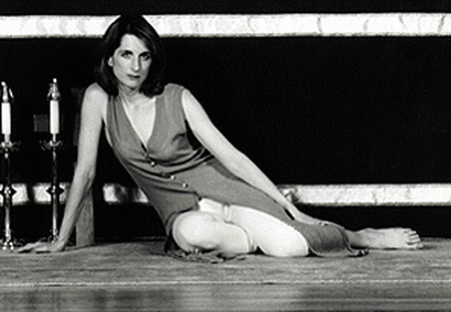 http://images.playbill.com/photo/n/e/ne_90286.gif