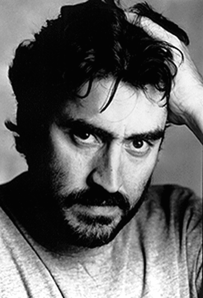 Alfred Molina.