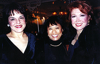 http://images.playbill.com/photo/n/e/ne_102363.gif