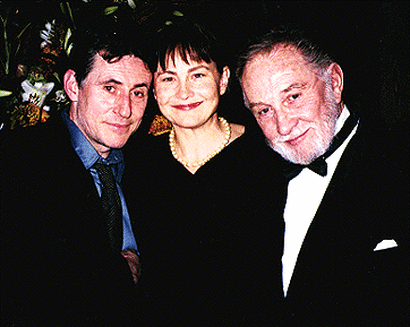 http://images.playbill.com/photo/n/e/ne_94489.gif