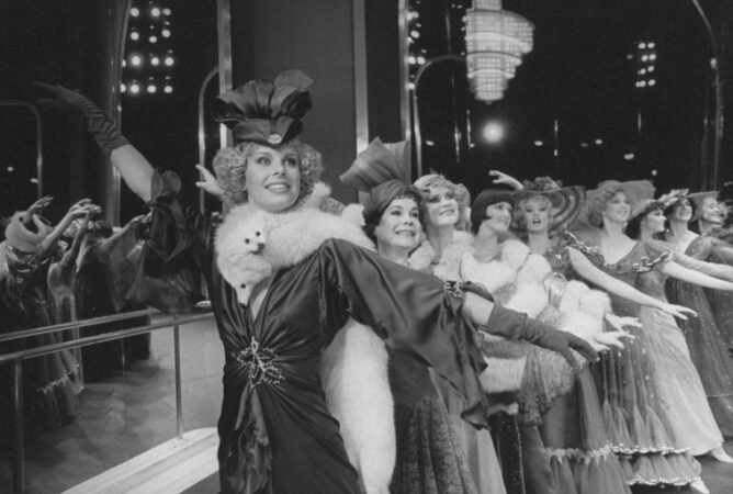 42nd Street_Broadway_Production Photos_1980_Cast_HR