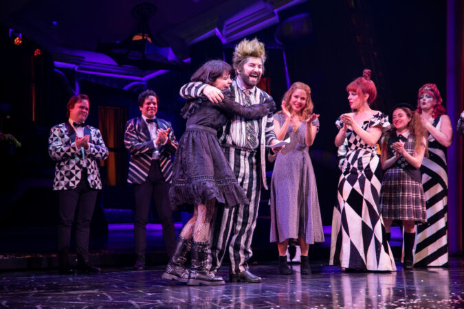 Beetlejuice_Broadway_Reopening Bows_2022_Elizabeth Teeter_Alex Brightman_HR