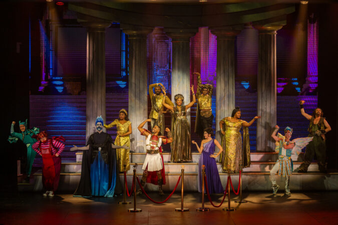 Foto de producción de Hercules Disney Cruise Line Destiny, hora 2025