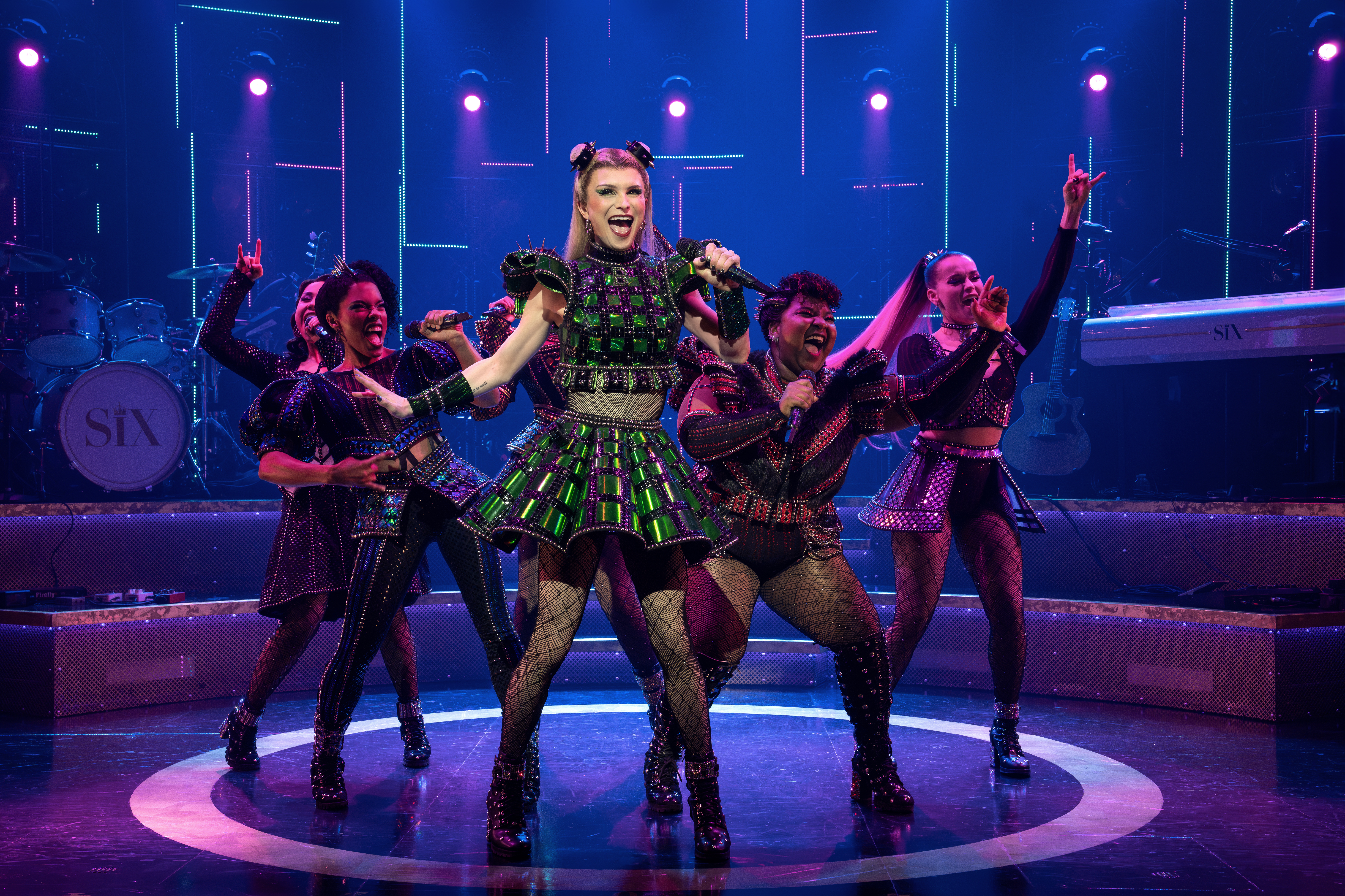 Check Out New Production Shots of Six on Broadway | Playbill
