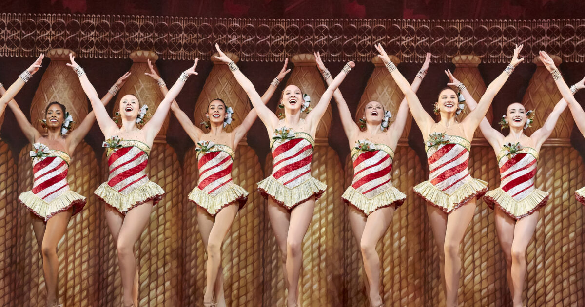 Photos See Inside The Christmas Spectacular Starring the Radio City Rockettes Playbill