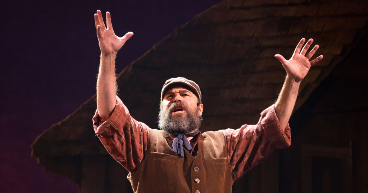 Fiddler On The Roof Cast