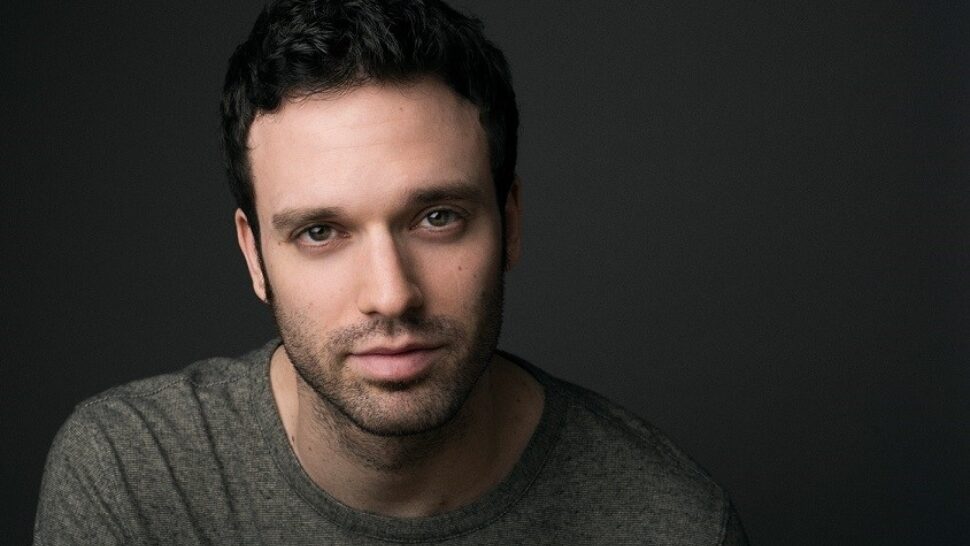 //assets.playbill.com/editorial/0e361e80236987309f136eaa451e6bd9-jake-epstein-2017-hr.jpg