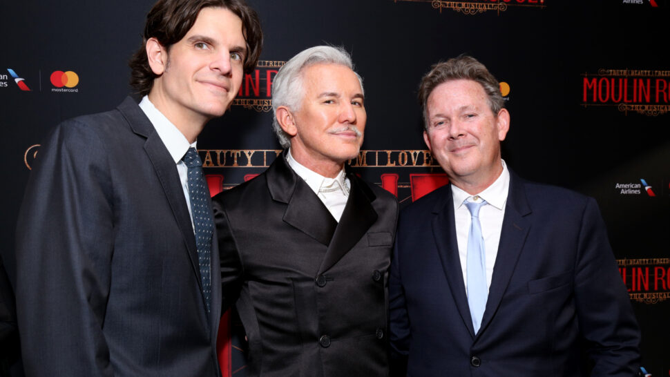 //assets.playbill.com/editorial/586f54f9f59bbfcc85262b48d0ae091c-moulin-rouge-broadway-opening-night-photos-2019-13-alex-timbers-baz-luhrmann-and-john-logan-hr.jpg