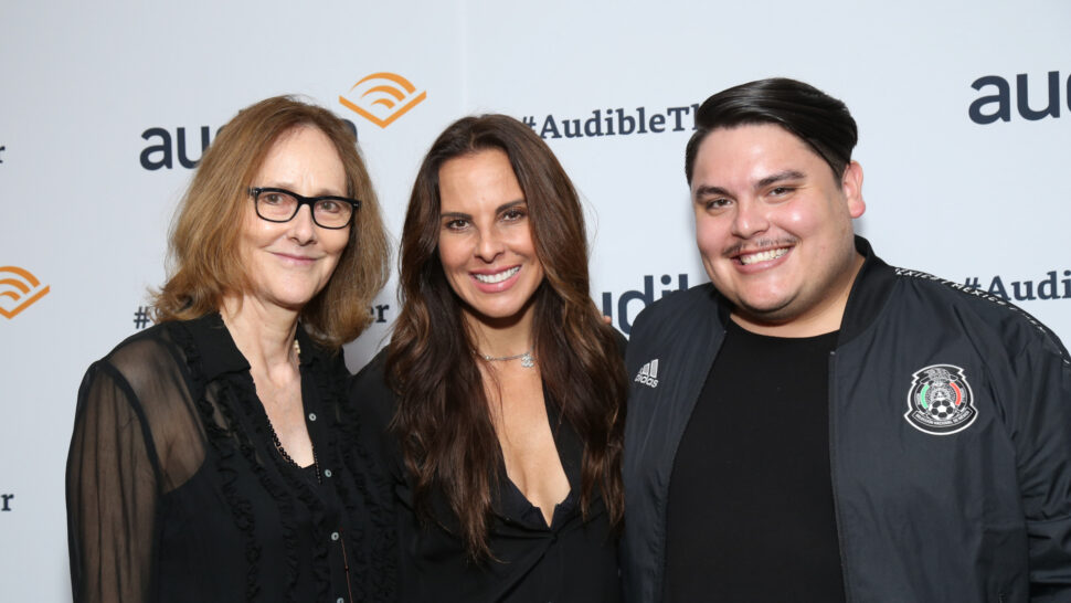 //assets.playbill.com/editorial/9c5bfdbbadfd86558ce3fcaeab401ee9-the-way-she-spoke-minetta-lane-theatre-opening-night-2019-14-jo-bonney-kate-del-castillo-and-isaac-gomez-hr.jpg