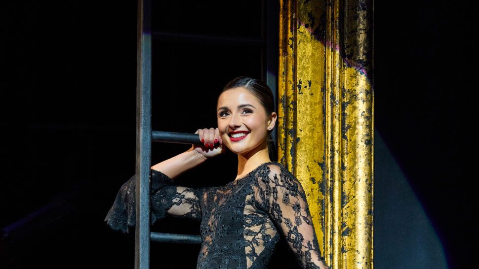Angel Rfeece America’s Sweethearts Star Reece Weaver Extends Limited Run in Broadway ...