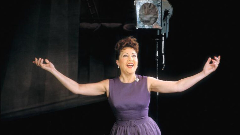 //assets.playbill.com/editorial/b6580994f54f1536fc82369c2fee4f37-gypsy-broadway-production-photo-1959-ethel-merman-hr.jpg