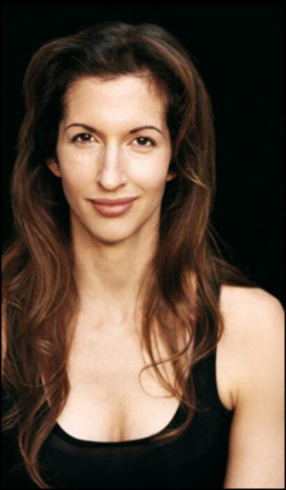 //assets.playbill.com/editorial/19aeff63f0ff11771a0a7d20774ffbd8-alysia200.jpg