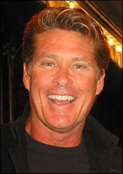 //assets.playbill.com/editorial/1f8747de8a2295b7ce029bed2ee9a0ff-hasselhoff1.jpg