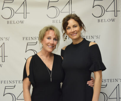 //assets.playbill.com/editorial/226710c644095e10493ef4ed28db0c60-linda-and-laura-benanti-backstage-at-feinsteins-54-below.%20photo%20by%20Allie%20Glickman.jpg