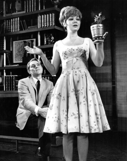 //assets.playbill.com/editorial/5522088d2508287c75ccf2441c8dac5d-on-a-clear-day-you-can-see-forever-broadway-production-photos-1965-john-cullum-barbara-harris-hr.jpg