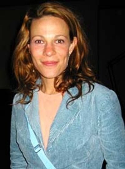 //assets.playbill.com/editorial/856d72262ee55f06349d2ab8880afbfb-LiliTaylor926.jpg