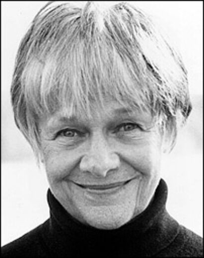 //assets.playbill.com/editorial/9d41ac76535d715c80419e84fddcaf69-estelleparsons200.jpg