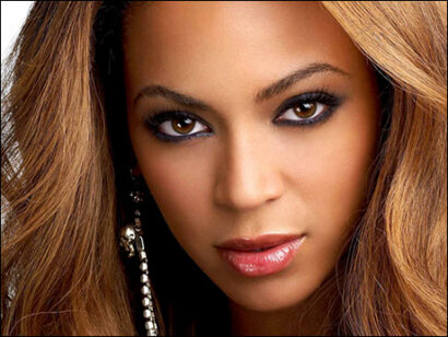 //assets.playbill.com/editorial/d7368b63dd2e487072d03ce6eb39a26c-Beyonce-beyonce-35132464-1200-900.jpg