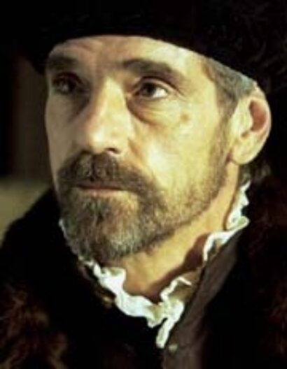 //assets.playbill.com/editorial/e5d19afba47743aed9c8100e884128bb-jeremyirons-merchant.jpg
