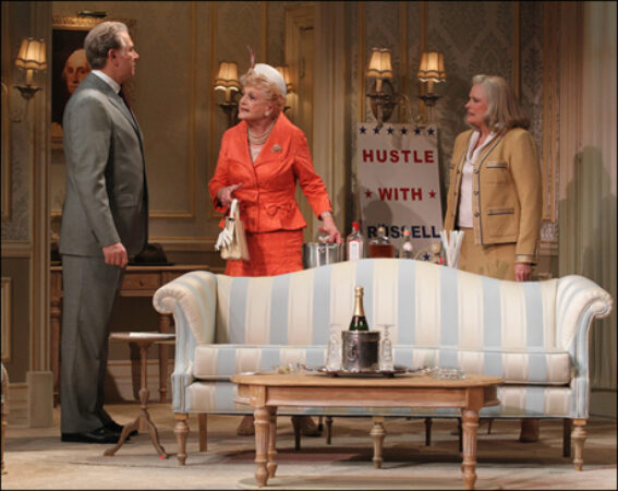 John Larroquette, Angela Lansbury and Candice Bergen in <i>The best man</i>2012 “SRC =” https://assets.playbill.com/editorial/_embeddedgallerysize/1365Efe9f6c5bb7de586e02f0e2ad043-bestmanprod13_1334003842.jpg “></p><figcaption>
<div>
<p>John Larroquette, Angela Lansbury and Candice Bergen in <i>The best man</i>2012</p>
</div>
</figcaption></figure>
</div>
<div data-slide-count=