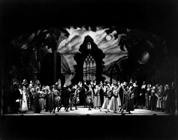 HR - Brigadoon (1947)