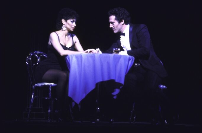 Sweet Charity_Broadway Revival_1986_Production Photos_debbie Allen y Mark Jacoby_hr