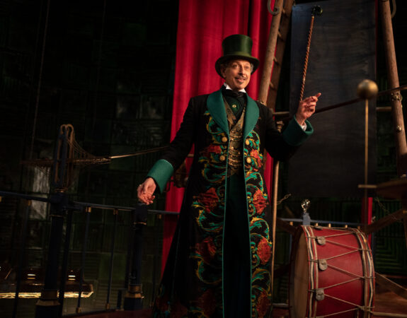 Wicked For Good Production Stills 2025 Jeff Goldblum HR