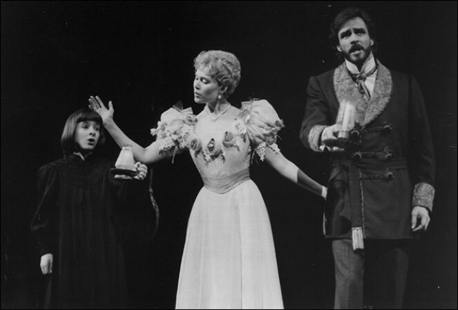 Lydia eye, Rebecca Luke and Howard McGillin
