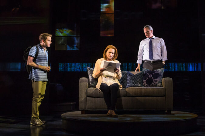 The Origin Story of Evan Hansen’s Iconic (Arm)Cast | Playbill