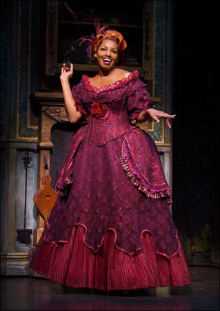 PHOTO CALL: A First Look at NeNe Leakes Getting Wicked in Broadway's