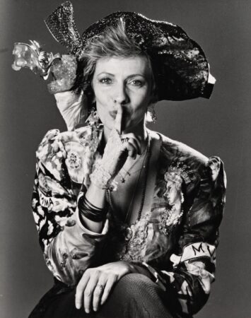 Song_and_dance_promo_photo_1982_betty buckley_hr