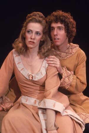 Pippin_broadway_production_photo_1972_betty buckley_michael Rupert_hr