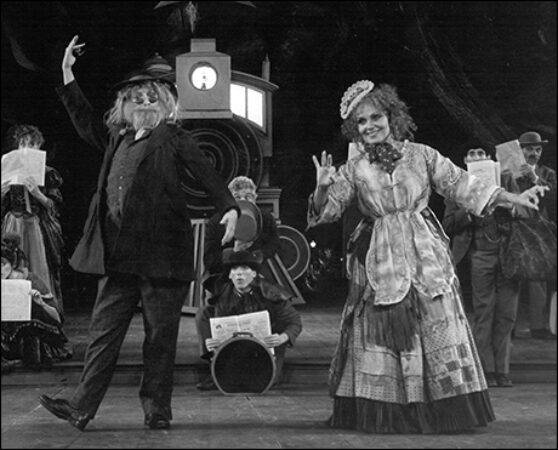 Betty Buckley and Cleo Laine in <i> The Mystery of Edwin Drood</i>“SRC =” https://assets.playbill.com/editorial/_embeddedgallerysSize/ac57c7d205ba77c157904f31e3958089 -ckrood2.jpg “></p><figcaption>
<div>
<p>Betty Buckley and Cleo Laine in <i> The Mystery of Edwin Drood</i></p>
<p>Martha Swope</p>
</div>
</figcaption></figure>
</div>
<div data-slide-count=
