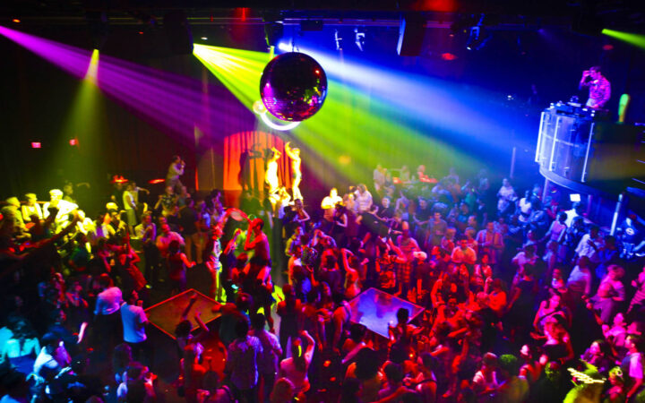 Donkey_show_at_american_repertory_theatre hr