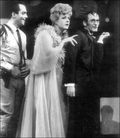 James Frawley, Angela Lansbury and Arnold Soboloff in <i>Anyone can whistle</i>1964 “SRC =” https://assets.playbill.com/editorial/_embedddedgallerysize/baba2cdf84c6836ac981fdb19c2e2178-whistle_1295641549_134000894.jpg “></p><figcaption>
<div>
<p>James Frawley, Angela Lansbury and Arnold Soboloff in <i>Anyone can whistle</i>1964</p>
</div>
</figcaption></figure>
</div>
<div data-slide-count=