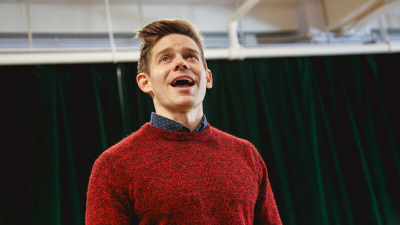 A Look at Kris Kringle The Musical With Andrew Keenan-Bolger, Cathy ...