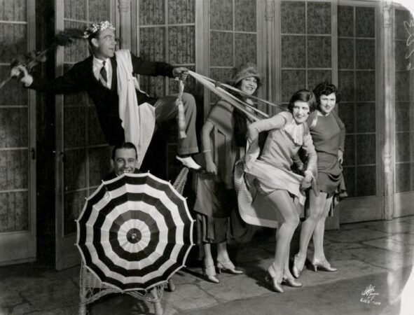 No, _no, _nanette_broadway_production_photo_1925_cast_hr