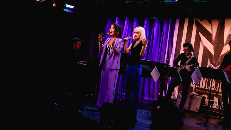 Beetlejuice_broadway_press_day_2019_leslie_kritzer_sophia_anne_caruso_hr