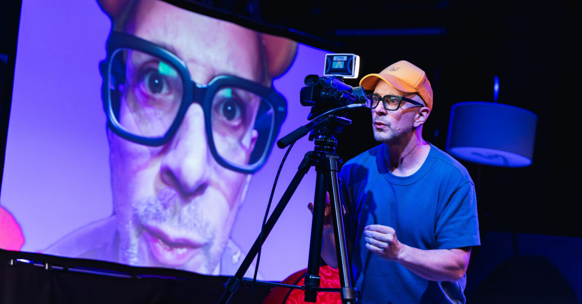 Photos: Get a 1st Look at Steve Burns: Alive, About 'Disappearance' of Blue's Clues Host