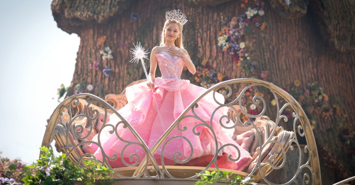 glinda bubble dress People.com: Here's Why Glinda's Iconic in Wicked Is a Different Color Than the Broadway Gown (Exclusive) Set includes 1 pink bubble dress with foil details that provide shimmer and shine Attention Sewing Broadway Fans: You