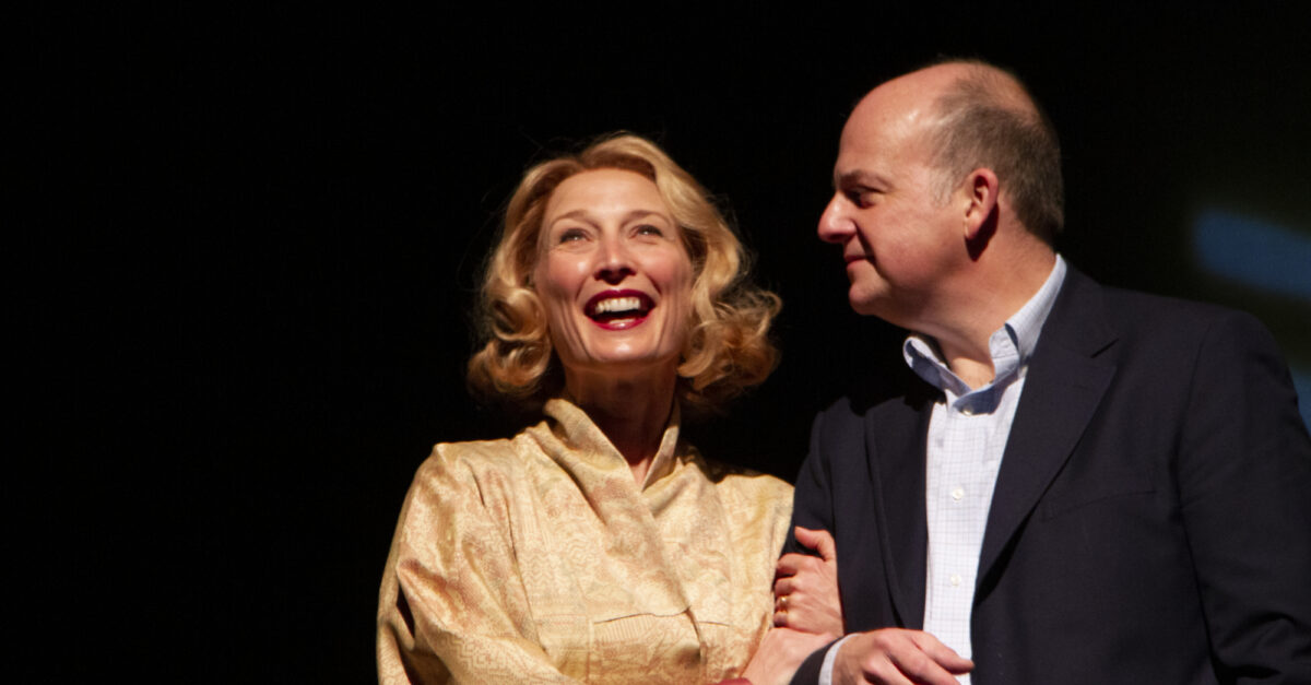 Read Reviews for About Alice Off-Broadway | Playbill
