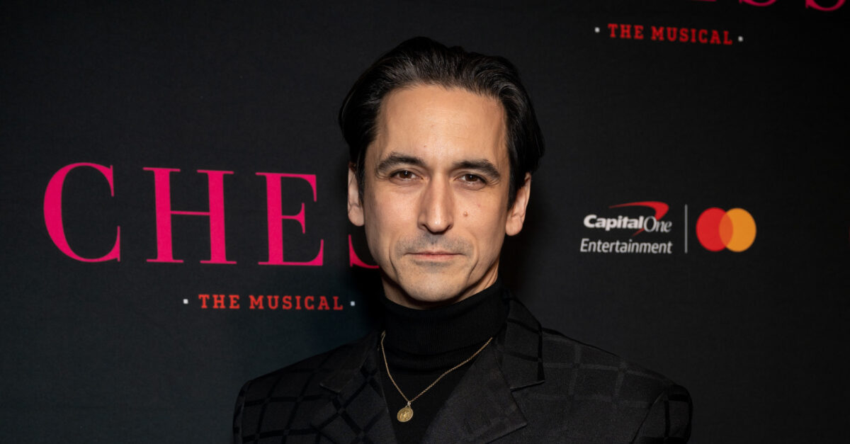 Sean MacLaughlin Will Be Howard Hughes in Truly, Howard Hughes Musical Off-Broadway; Cast Complete