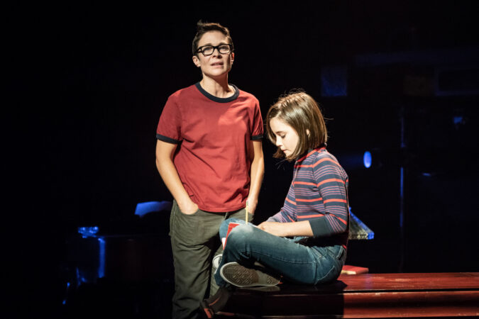 Fun_Home_London_Production_Photo_2018_Kaisa Hammarlund_Brooke Haynes_HR