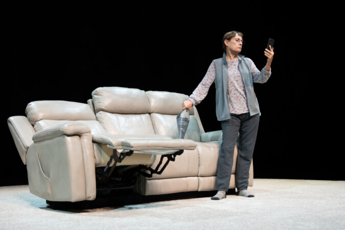 Little Bear Ridge Road Broadway Production Photos 2025 Laurie Metcalf HR