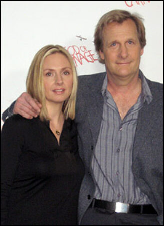Hope Davis and Jeff Daniels