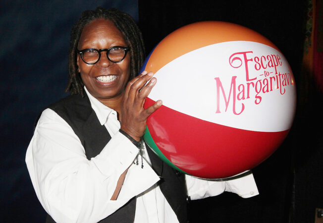 Celebrities_Visit_Broadway_June_2018_43_Escape_To_Margaritaville_Whoopi_Goldberg_HR