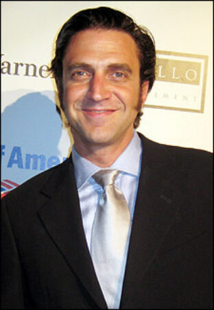 Raúl Esparza